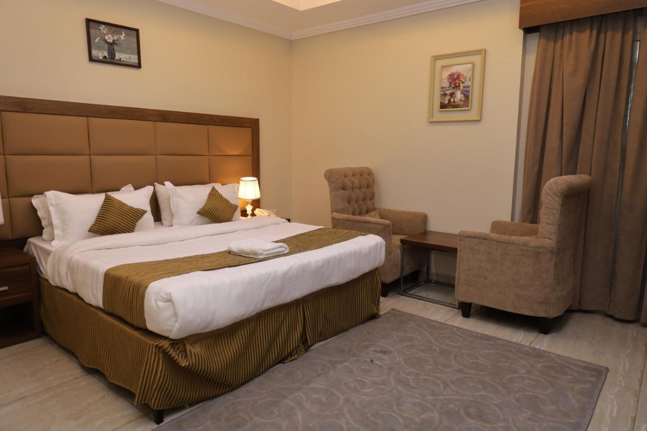 Gold Palace Serviced Apartmentsジェッダ エクステリア 写真
