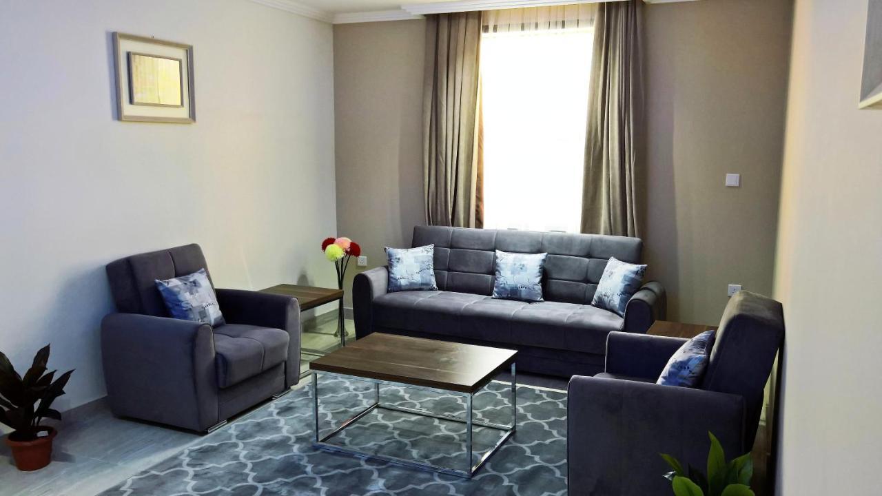 Gold Palace Serviced Apartmentsジェッダ エクステリア 写真