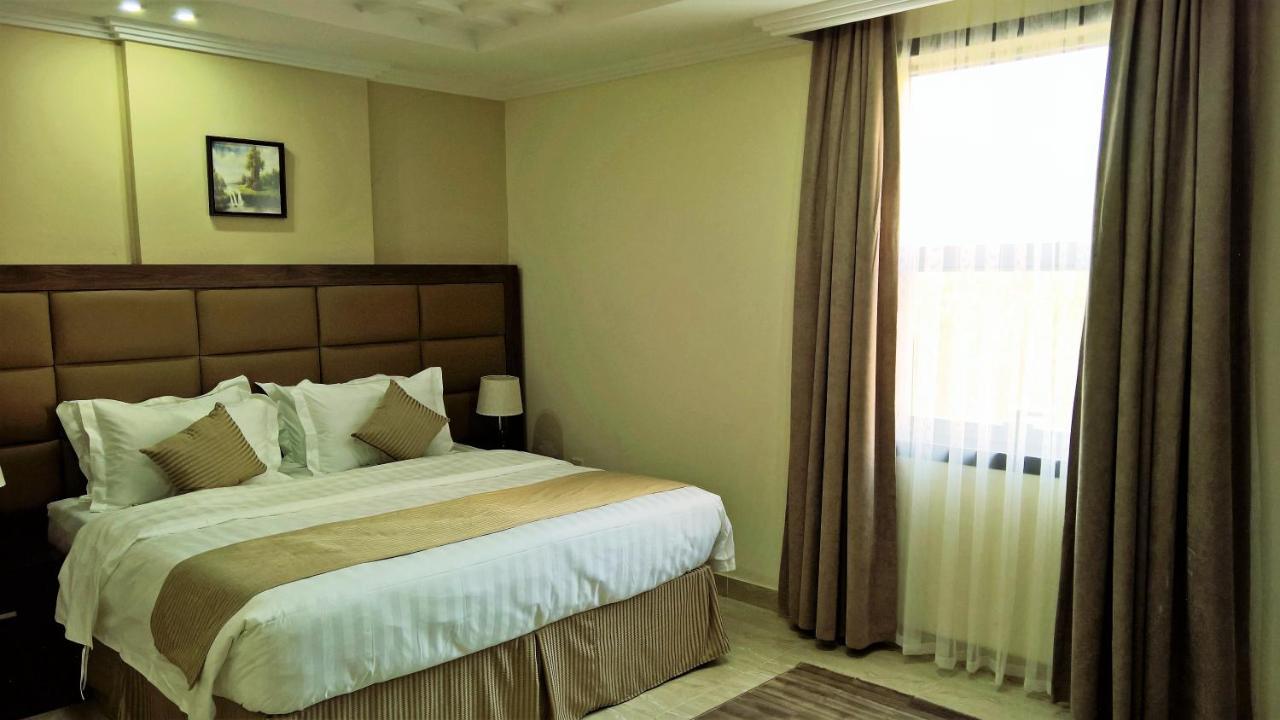 Gold Palace Serviced Apartmentsジェッダ エクステリア 写真